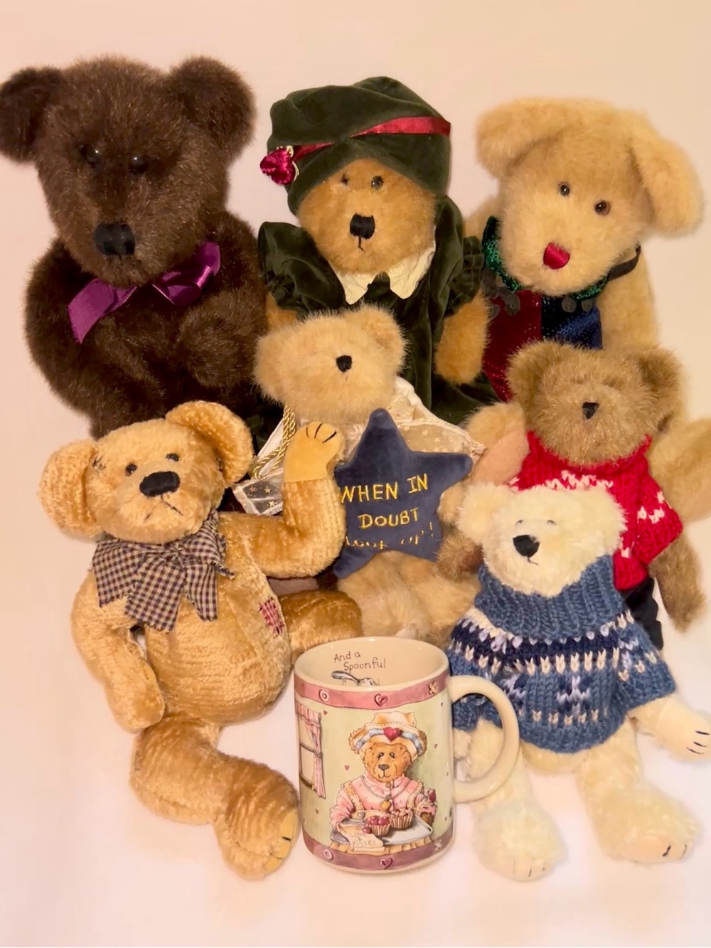 BOYDS BEARS Huge Lot of  7 Vintage Plush Bears Multiple Sizes Some New Plus Mug